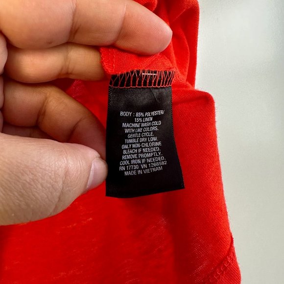 Red Off Shoulder Ruffle Blouse XL - Picture 6 of 9